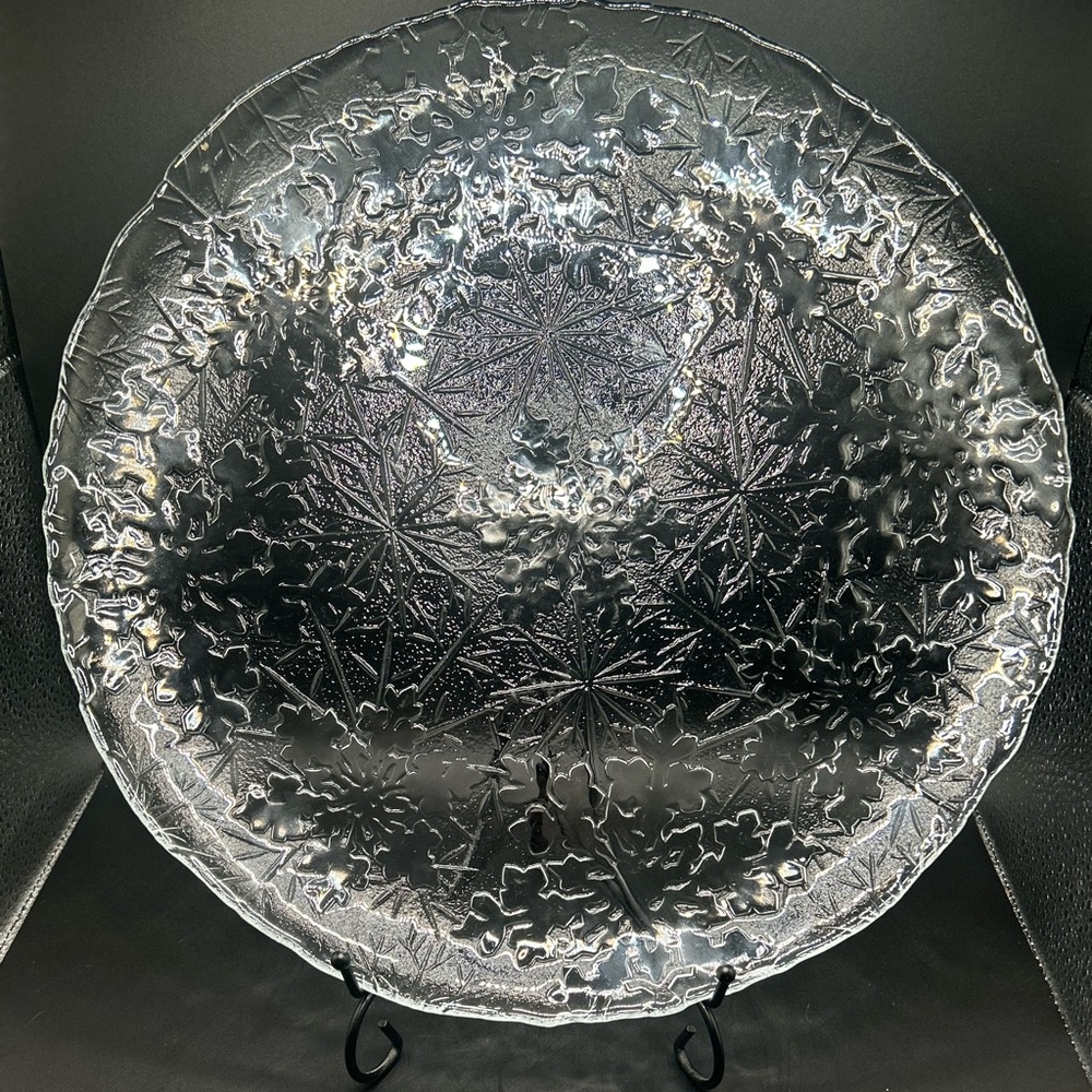 Christmas Glass Platter with Snowflake Design